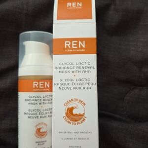 REN Glycol Lactic Radiance Renewal Mask - Orange